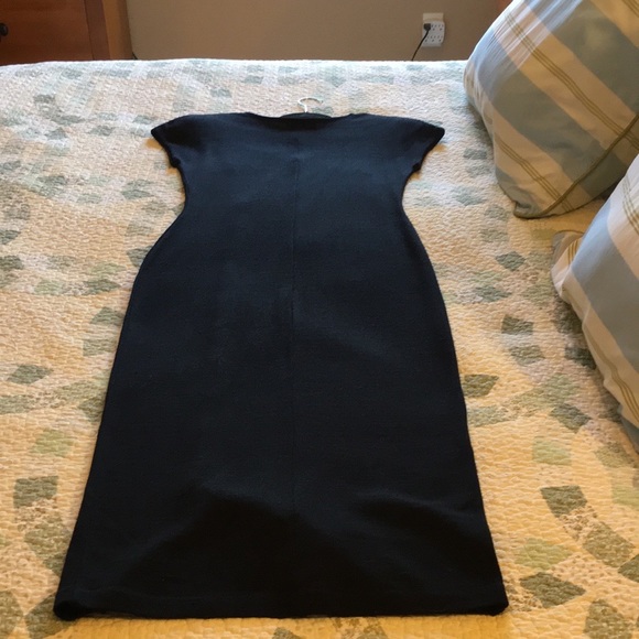 M Long Black Dress Cap-Sleeve,Intricate Beading and Appliqué by Carole Little - Picture 12 of 14